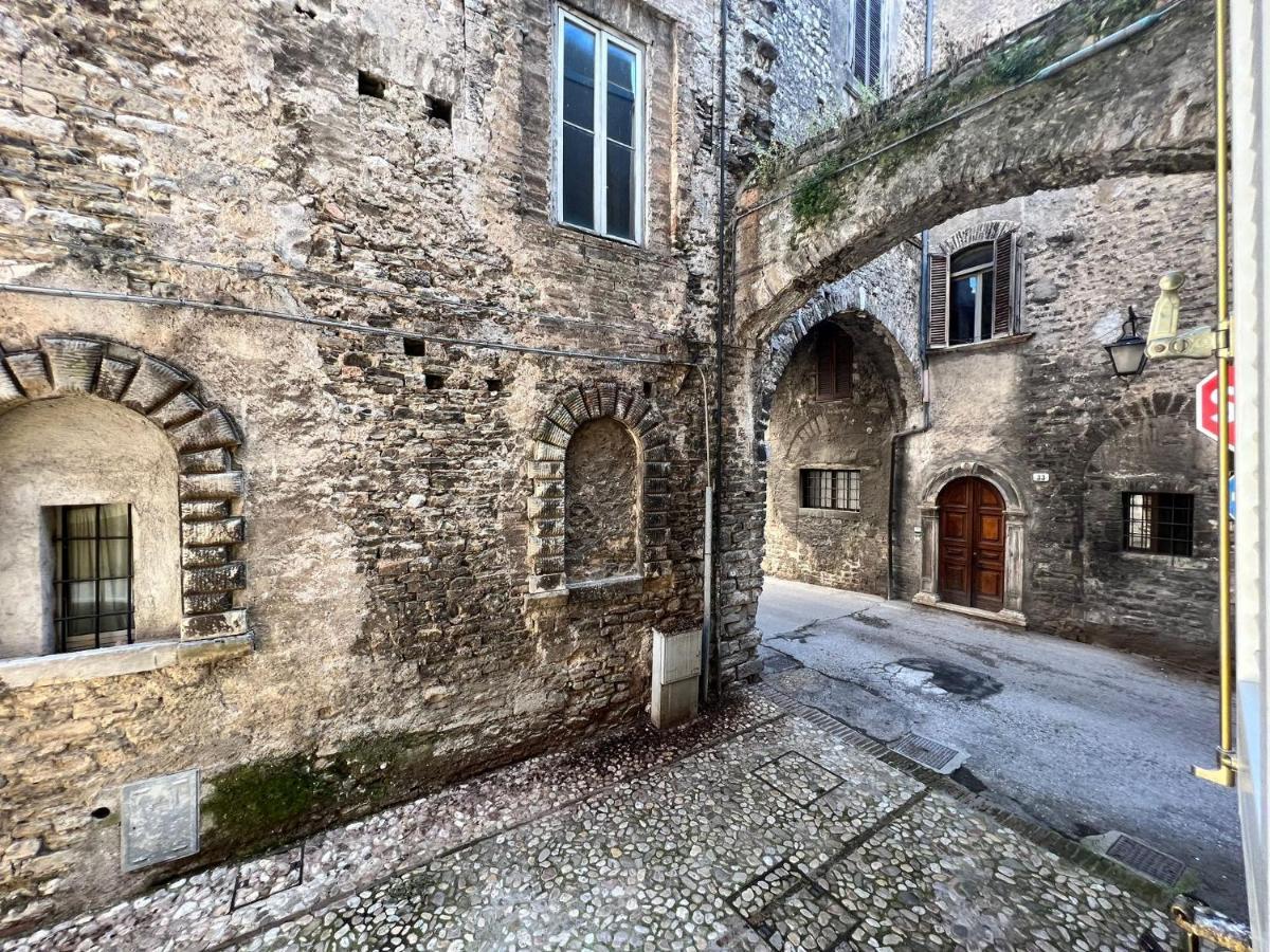 Appartement Vicoli E Arte Spolète Extérieur photo