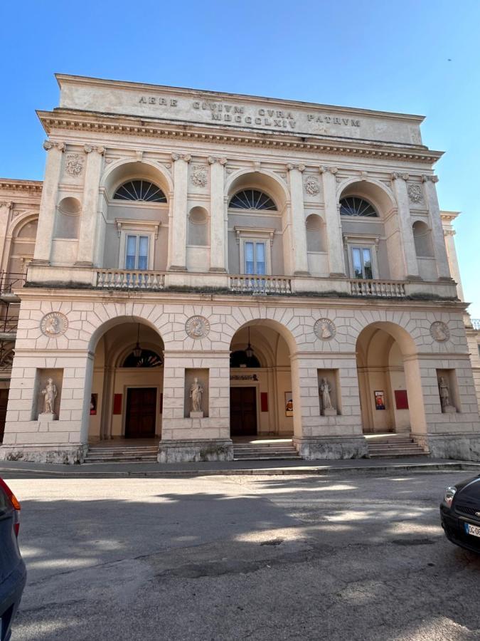 Appartement Vicoli E Arte Spolète Extérieur photo